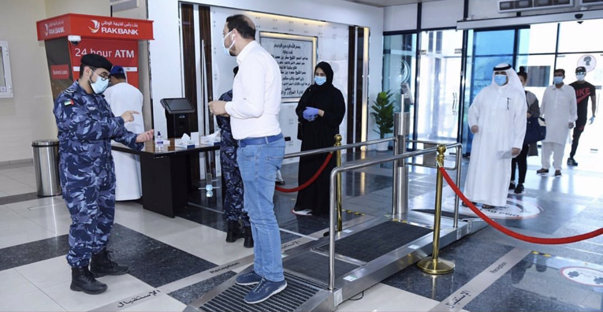 استئناف العمل في مركز خدمات المرور والترخيص وفحص السائقين والفحص الثقيل في رأس الخيمة  
