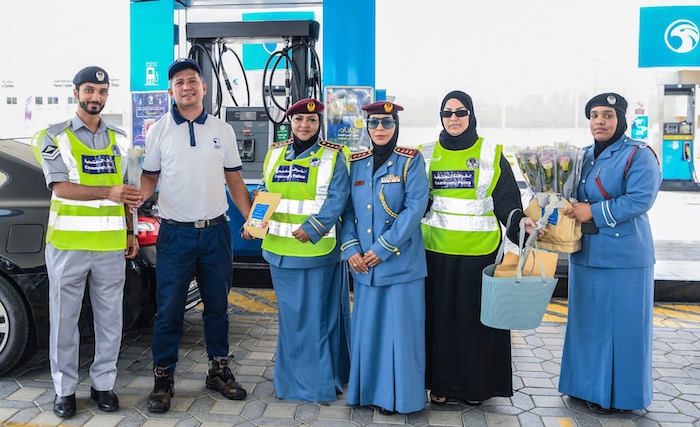 شرطة رأس الخيمة تحتفل بيوم العُمّال العالمي دعماً للمبادرات الإنسانية وتحقيق التنمية