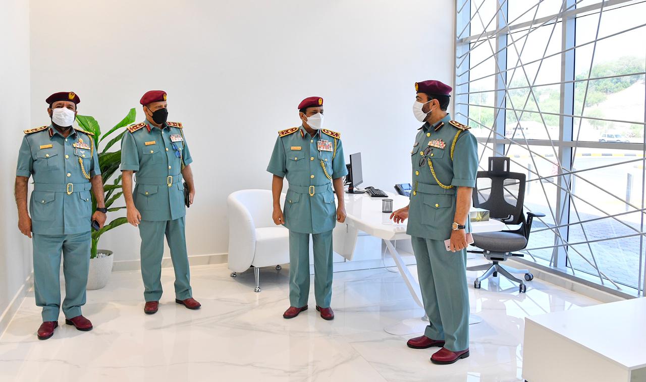 ابن علوان يفتتح مركز اسعاد المتعاملين في شرطة رأس الخيمة
