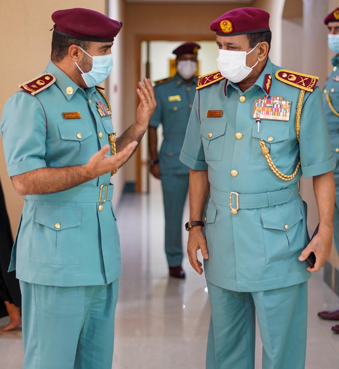 قائد عام شرطة رأس الخيمة يشيد بمبادرات قسم الشئون القانونية في توظيف البرامج والنظم القانونية