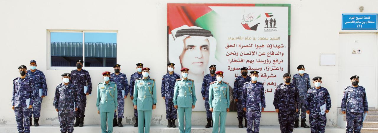 شرطة رأس الخيمة تخرج دورة المستجيب الأول-الثالثة