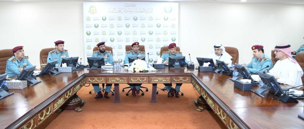 اللواء علي بن علوان يترأس اجتماع لجنة القيادة العُليا، ويناقش تطوير الخدمات والاستعداد  للعام 2020  