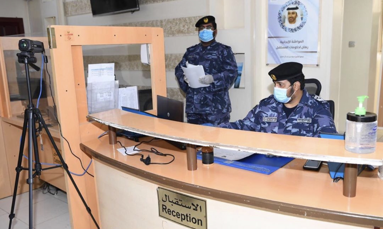 مركز شرطة المدينة الشامل في رأس الخيمة يعاود استقبال المتعاملين وفق التدابير الاحترازية و الوقائية